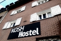 Bên ngoài Hostel Kosh