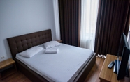 Bedroom 2 Beach Vibe Apartments  Summerland Mamaia