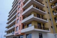 Exterior Beach Vibe Apartments  Summerland Mamaia