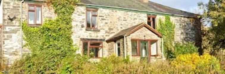 Exterior Hendre Aled Farmhouse