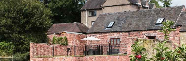 Exterior Manor Barn