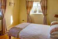 Bedroom Hendre