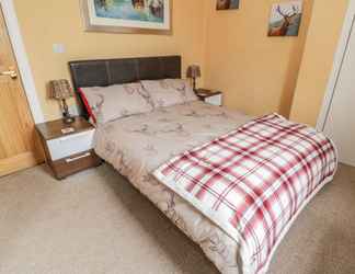 Bedroom 2 Crinan Canal Cottage