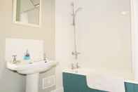 In-room Bathroom Annfield