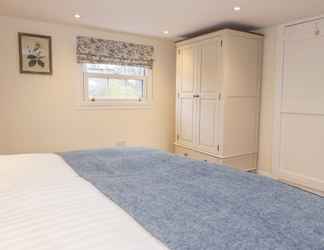 Bedroom 2 The Grieves Cottage