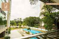 Kolam Renang Padgett Place - Deluxe Suites