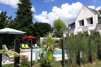 Swimming Pool Chambres des Coteaux