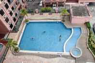 Swimming Pool Marina Court by 80's Sabah Homestay