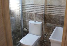 Khác 4 Karasu Ozcan Pansiyon