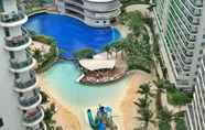 Kolam Renang 7 1 BR Condo by PA at Azure Urban Residences