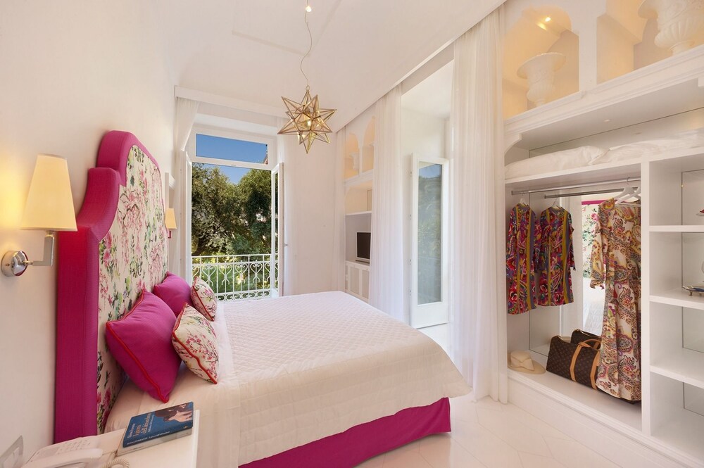 Bedroom 7 Villa Silvana Relais