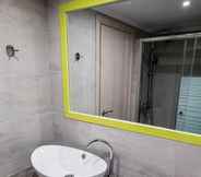 In-room Bathroom 4 Colors In Naousa