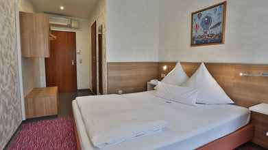 Bedroom 4 Hotel Am Bismarck