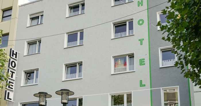 Bangunan Hotel Noll