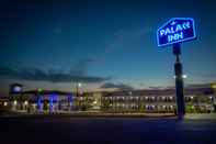 ภายนอกอาคาร Palace Inn