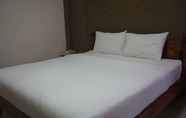 Bedroom 4 Wetsawat Place Hotel