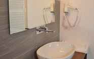 Toilet Kamar 2 Residence Orma