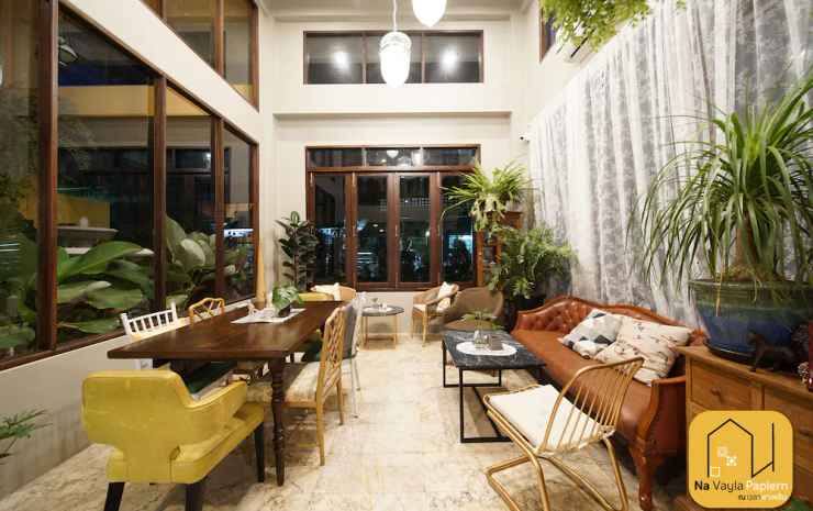 Na Vayla PaPlern Bangkok -