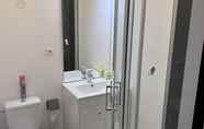 In-room Bathroom 5 Hotel Aragats