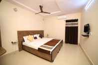 Bedroom Hotel Bhavani Grand