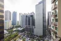 Bangunan McKinley Park Residences near St Lukes