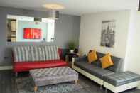 Lobby Empire 2 Bedroom Serviced Apartment