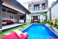 Swimming Pool Luxury Family Three Bedroom Villa