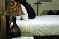 Kamar Tidur Royal Elegance Hotel