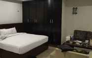 Kamar Tidur 5 Multan Continental Hotel