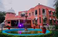 Exterior 3 Oriental Palace Resorts