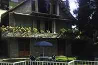 ภายนอกอาคาร Alpine Hotel  Nathiagali