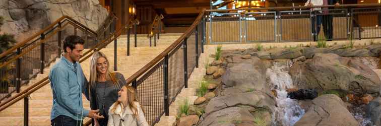 Lobby Gaylord Rockies Resort & Convention Center