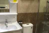 In-room Bathroom 1 BR 5F22 Your home baguio