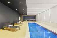 Swimming Pool Holiday Inn Express Lima San Isidro, an IHG Hotel