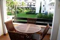 พื้นที่สาธารณะ VenAVera E21B - 1 Bedroom/1Bath Beachfront WIFI