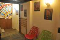 Lobi The MIDTOWN Hostel