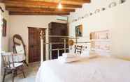 Kamar Tidur 7 Olympia Traditional Houses