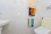 Toilet Kamar Pujiang Home Lodging Jiaotong Rd