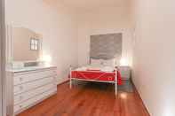 Bedroom Bairro Alto Cosy by Homing