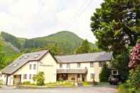 Exterior Dolbrodmaeth Riverside B&B