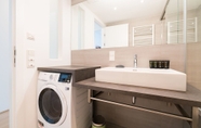 ห้องน้ำภายในห้อง 7 Vienna Residence Spacious Apartment for up to 4 Guests Directly at the U4