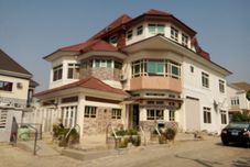 Luar Bangunan Urban Castle