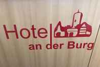 Lobi Hotel an der Burg