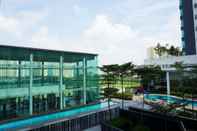 Kolam Renang Luxury Home Above Mall - Infinity Pool