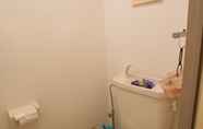 In-room Bathroom 7 Shin Nippombashi apartment