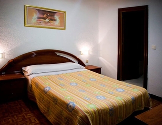 Phòng ngủ 2 Hostal Temiño