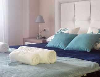 Bedroom 2 Manilva Playa SPA Resort 2-2 apartment B12F