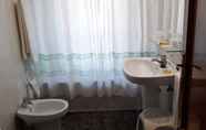Phòng tắm bên trong 6 Hotel San Cristobal