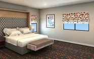 Phòng ngủ 2 Holiday Inn & Suites Philadelphia W - Drexel Hill, an IHG Hotel