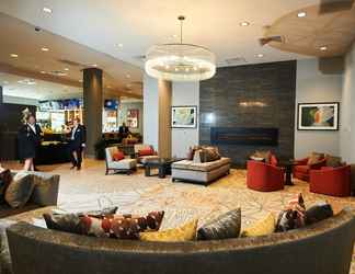 Lobi 2 Holiday Inn & Suites Philadelphia W - Drexel Hill, an IHG Hotel